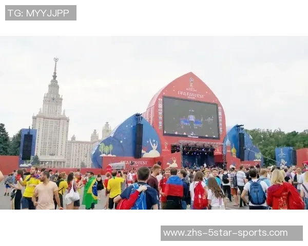 足球明星转会动态全景展示模板图片助你了解球员新去向与职业生涯发展